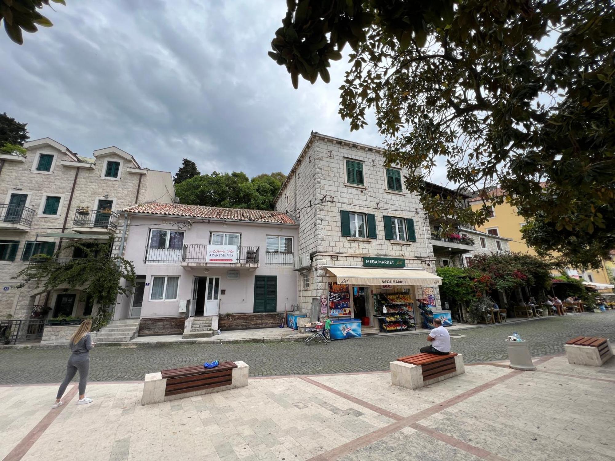 הרצג-נובי Apartments Astoria Hn מראה חיצוני תמונה