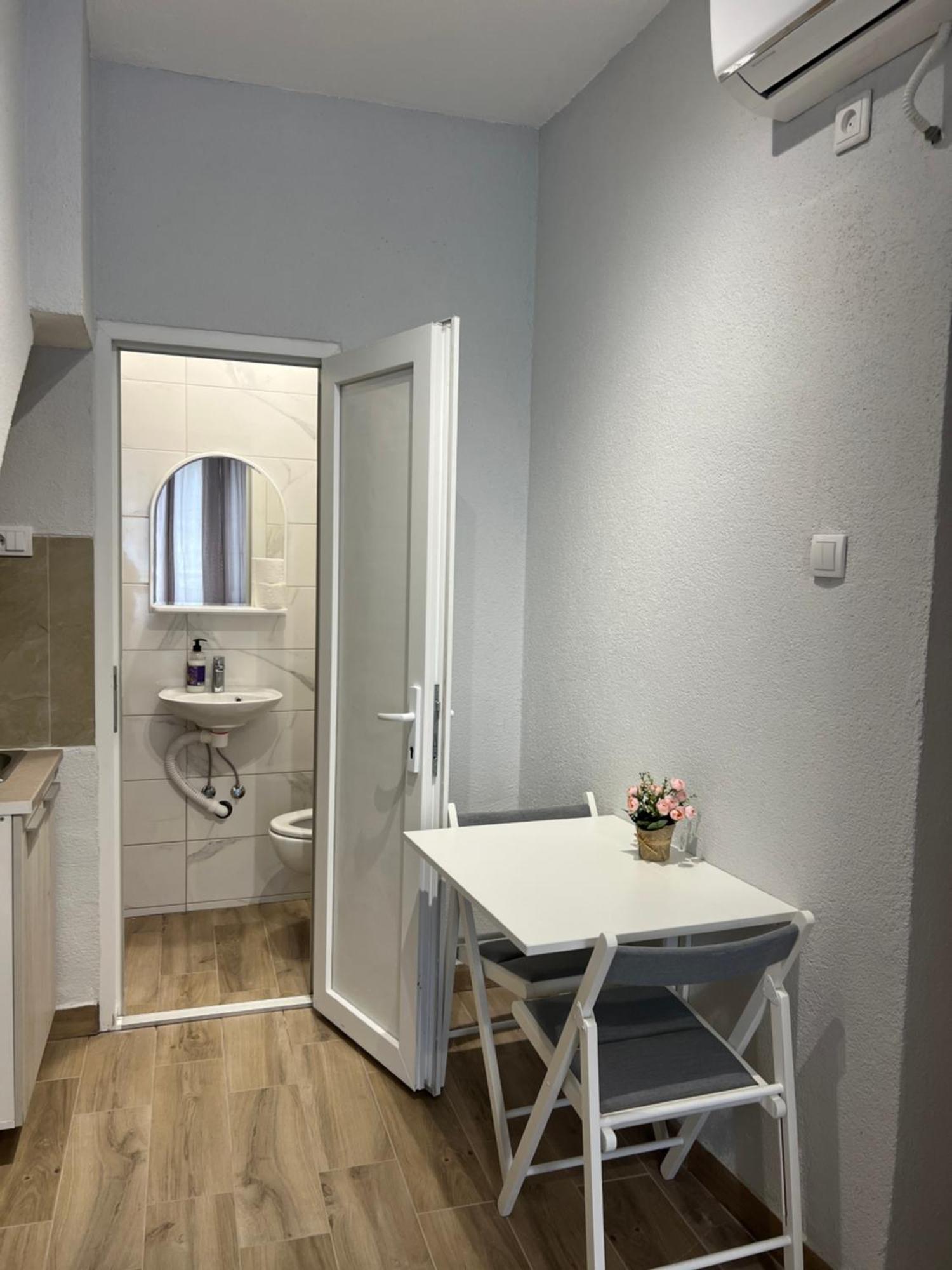 הרצג-נובי Apartments Astoria Hn מראה חיצוני תמונה